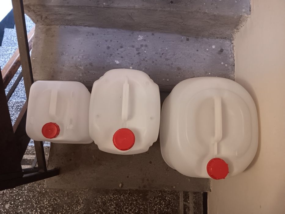 Пластмасови туби  за вода и течности - 10л/20л/30л - хранителен клас