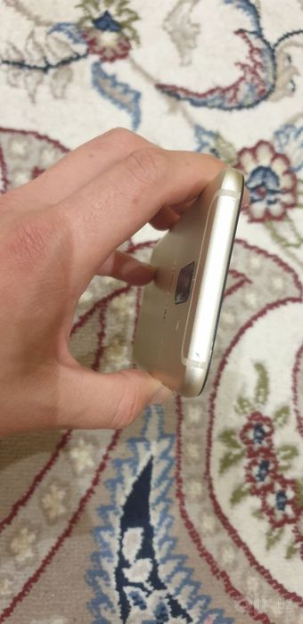 Samsung a6 sotiladi