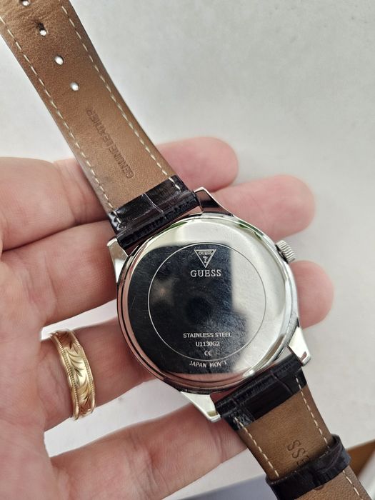 Ceas bărbătesc GUESS – brățară din piele naturală, stil elegant / casual
