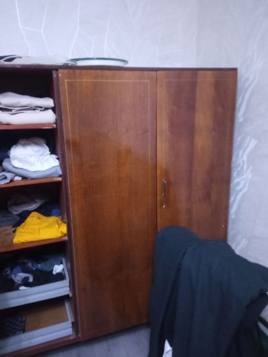 Продам шифанер трех створчатый