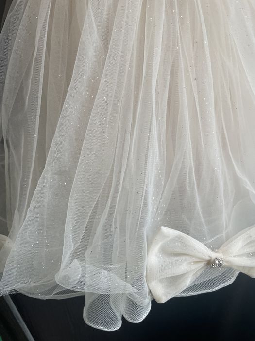 Нарядное платье на годик