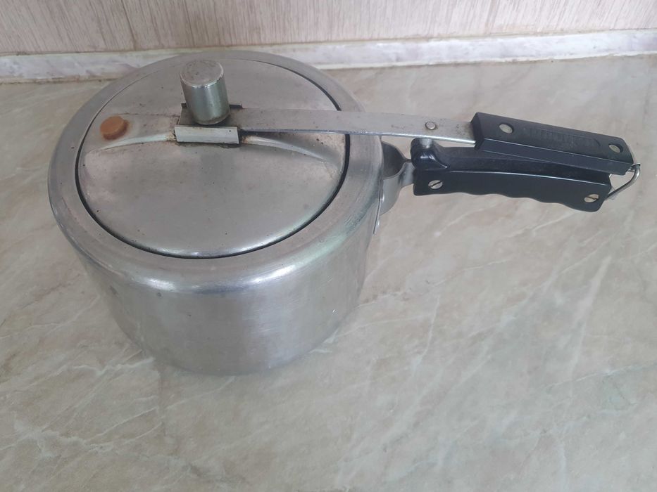 Тенджера под налягане