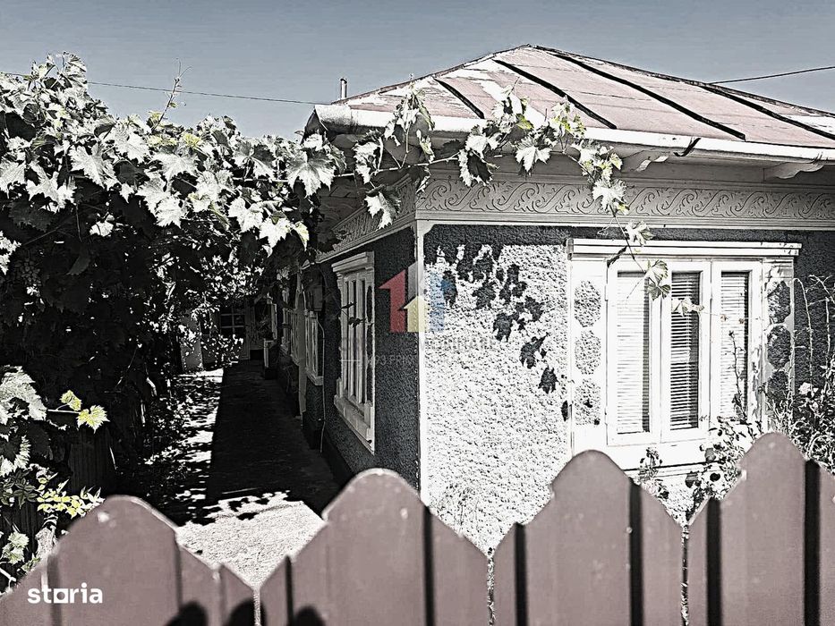 Casa 4 cam+ teren 1286 mp deschidere 18 m Chiscani zona Primariei