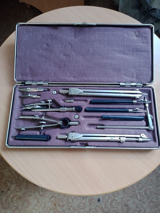 Готовальня НЧК-14-1-01