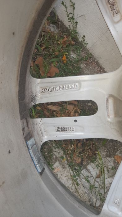 Джанти с гуми за Ауди 18 цола.