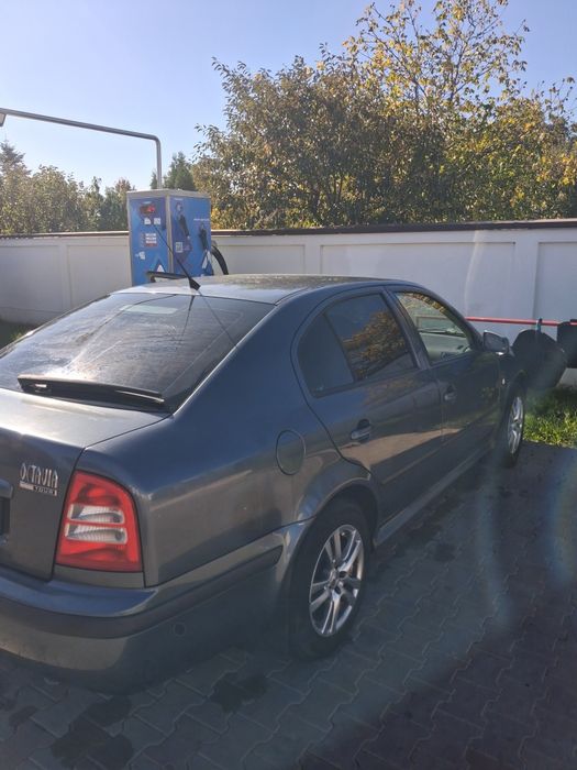 Vand SKODA Octavia 1
