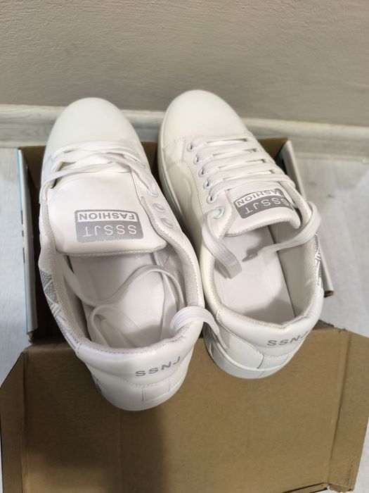 Продавам кецове нови 43 намер