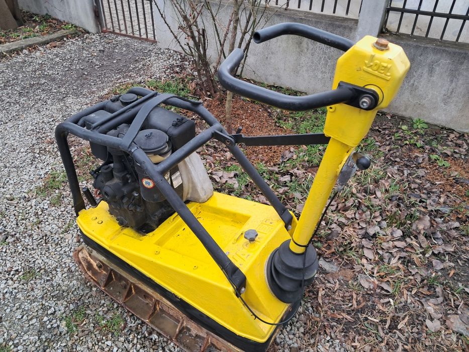 Placa compactoare talpa vibranta mai Cilindru  compactor tasator tasat