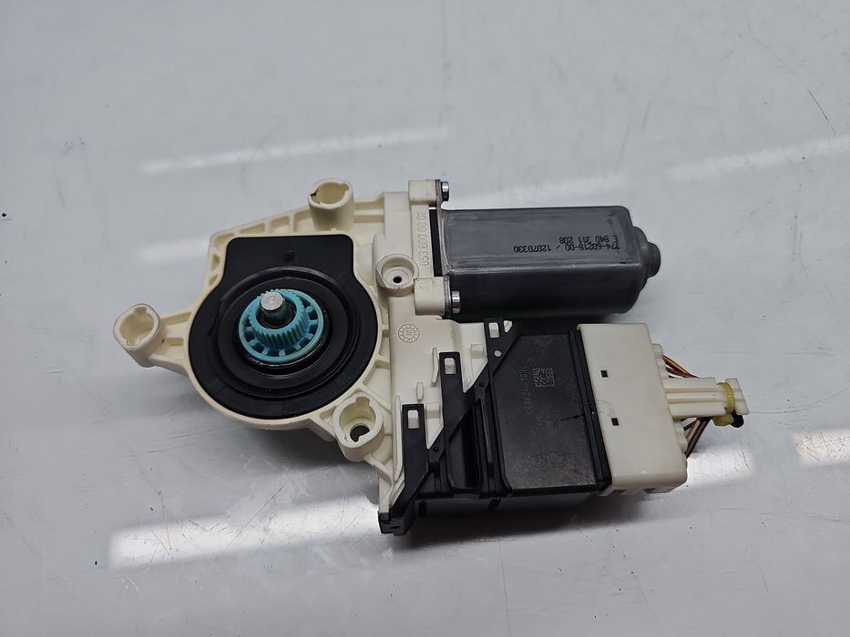 Motoras geam dreapta spate Seat Leon (1P1) [Fabr 2005-2011] Hatchback