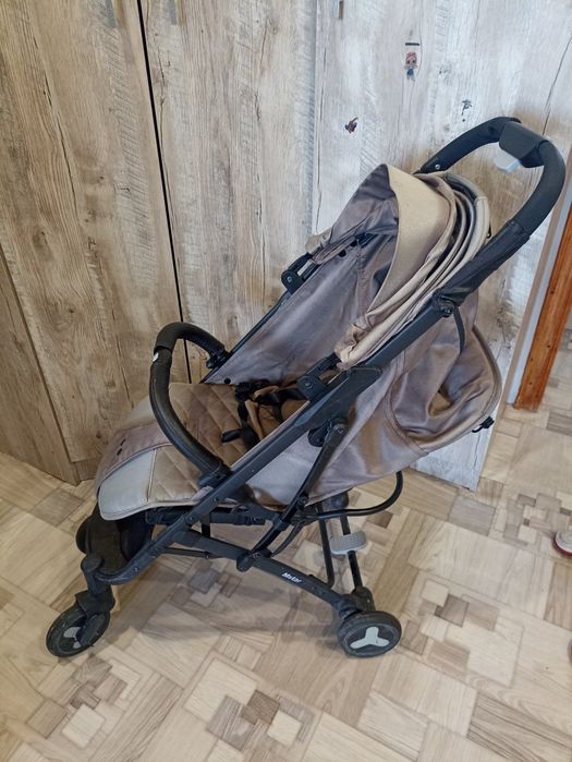 Коляска детская прогулочная
