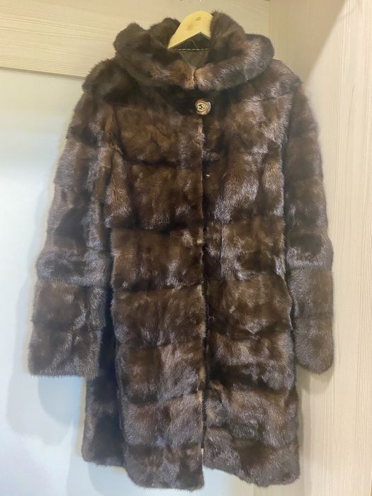 Продам натуральную шубу