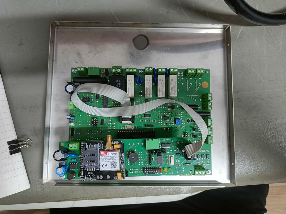 Service Electronică Industrială: Reparații Plăci / Module / Automatizări