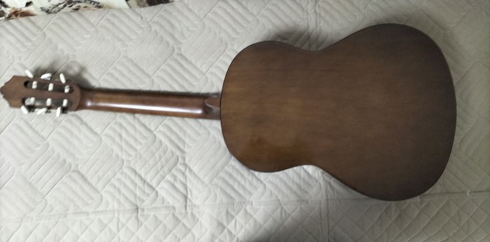 Классическая гитара Yamaha c40