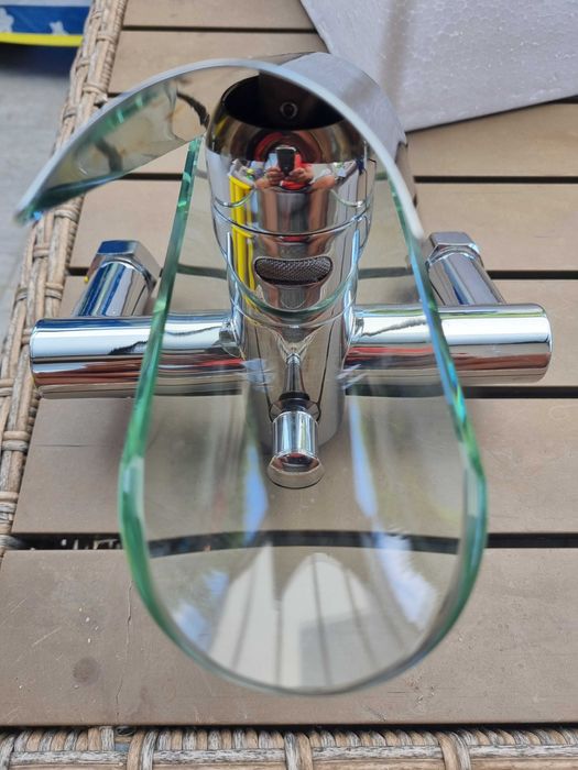 Vand baterie cada din sticla delux design