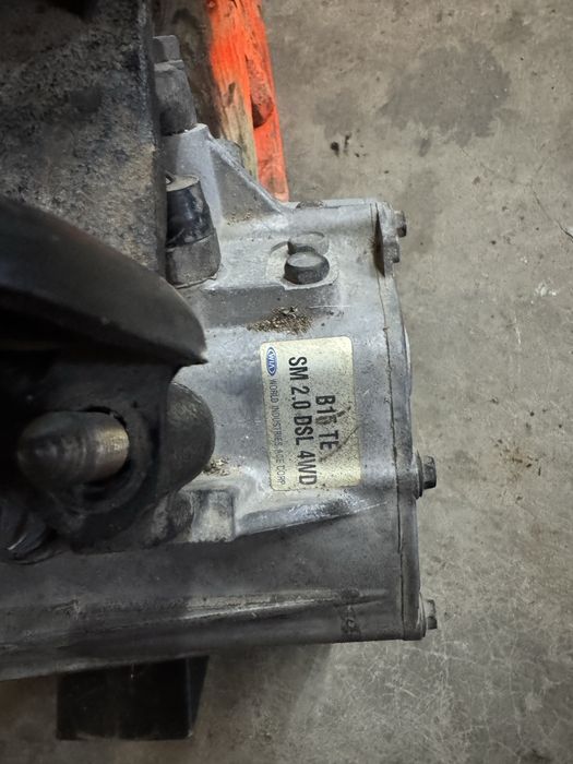 Скоростна кутия Хюндай Санта Фе 2.0 5 скорости Hyundai santa fe 2,0 d