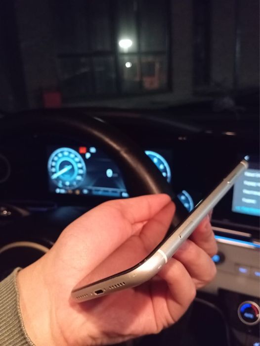 Айфон 11 128гб идеал срочно