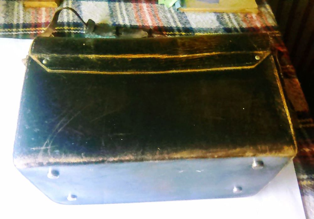 Продавам Стара фотографска чанта