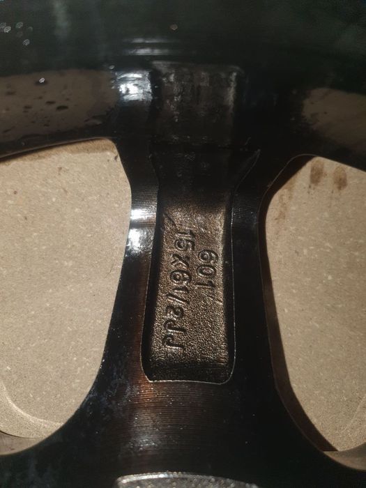 Продам диски с шинами