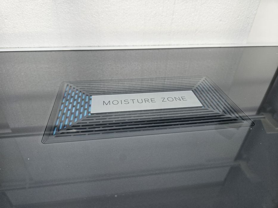 Холодильник большой размером 4x Дверных