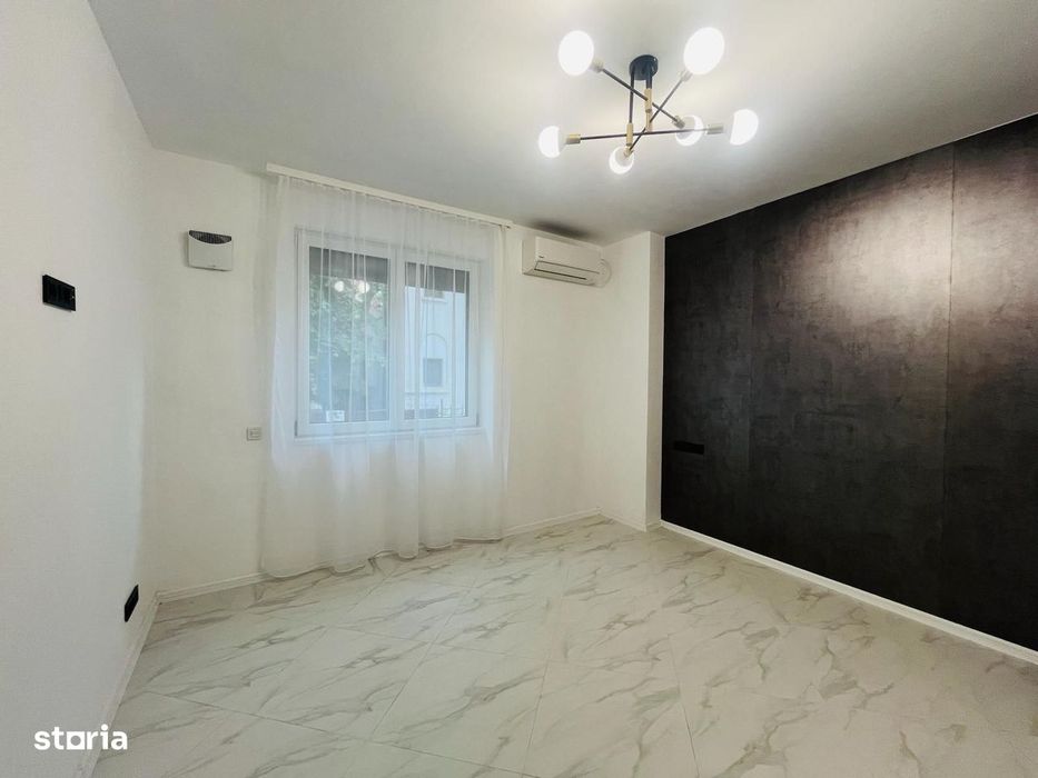 Duplex 5 camere ( Parter +Demisol) in Piata Romana