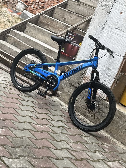 Vand bicicleta noua