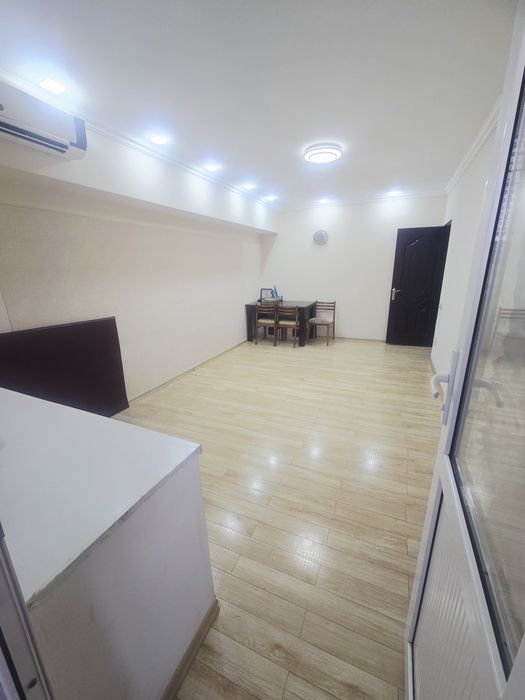 Продаётся Квартира на ц5 напротив монумента мужества около Monday otel