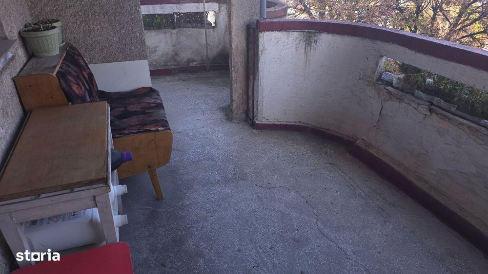 Vand apartament 3 camere decomandat Deva. Lido (Casa de Pensii) et. 2