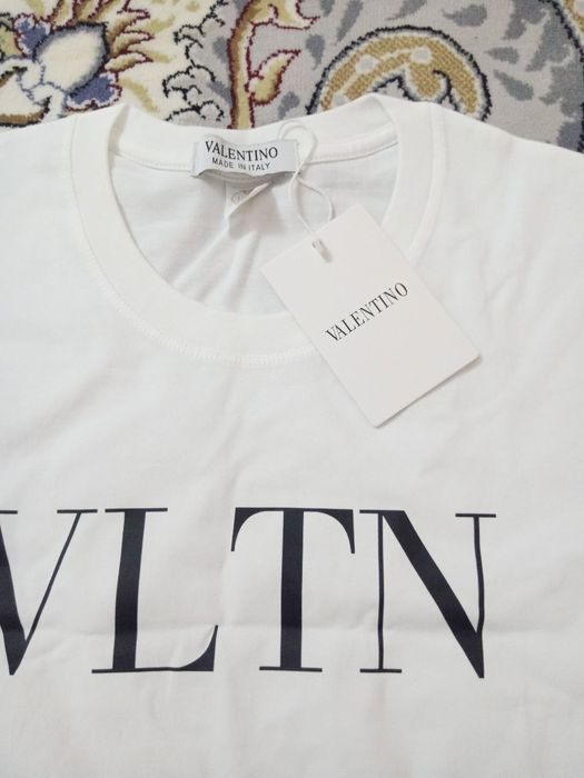 Valentino футболка