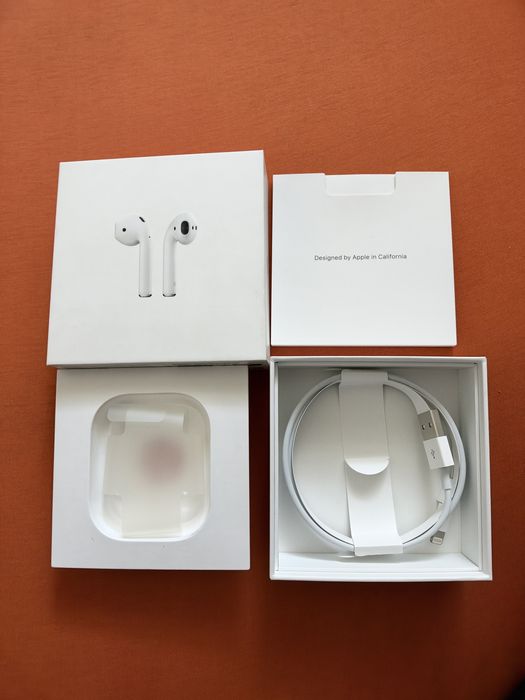 Vand casti AirPods generatia 2