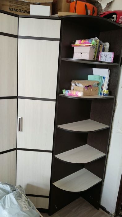 Продам шкаф хорошем состояние