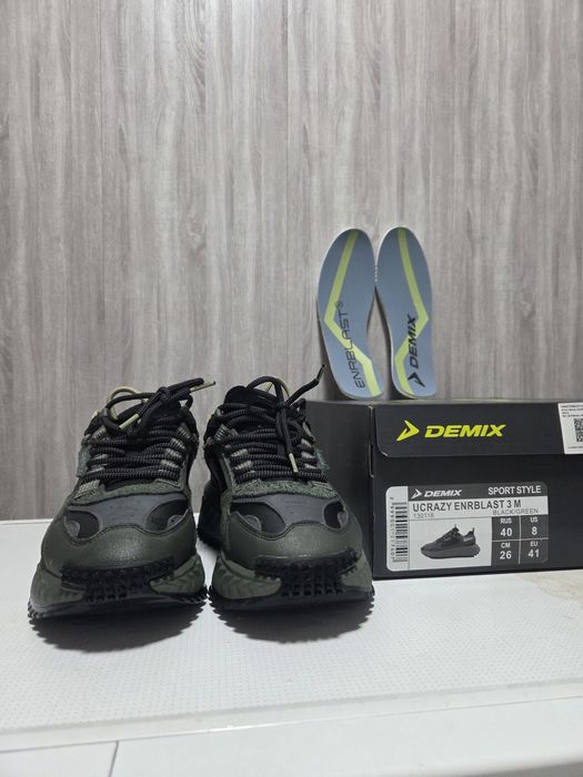 Кроссовки DEMIX полуботинки