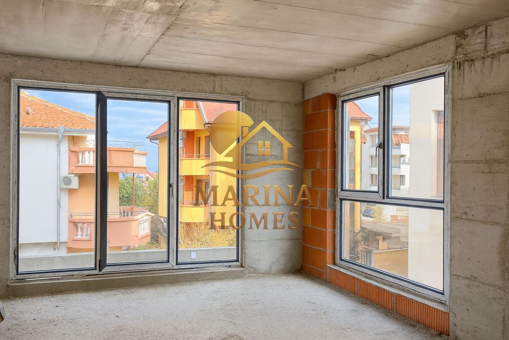 Продава се Двустаен апартамент в Царево - 65 кв.м за 654 €/кв.м - Снимка #1