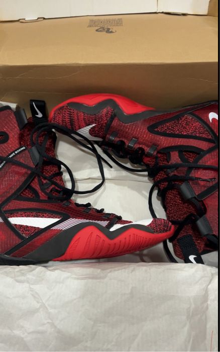 Продаю боксерки Nike HyperKO 2