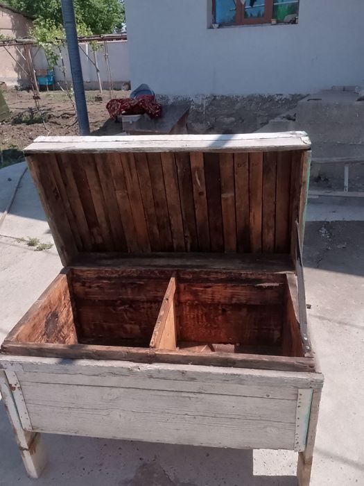 Medagon bilan yashik