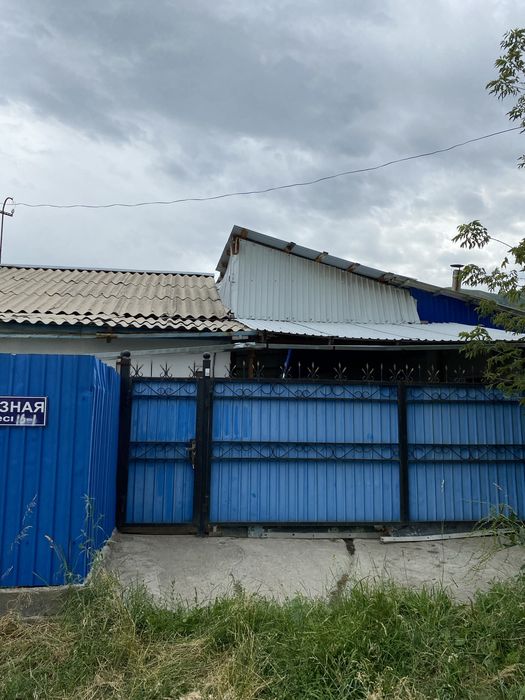 Продам дом с большим участком