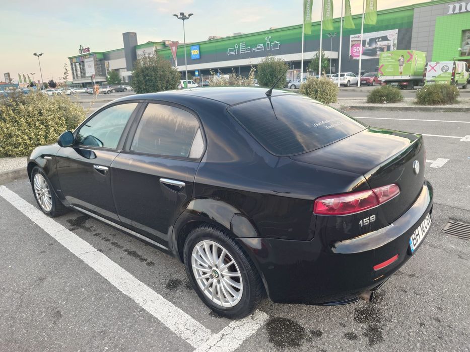 Vând alfa romeo  159