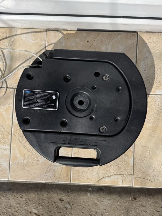 Vand subwoofer activ bose