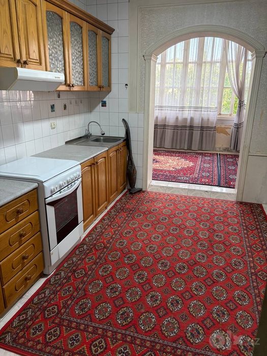 Qizlarga kvartira Olmazor rayon qora qamish