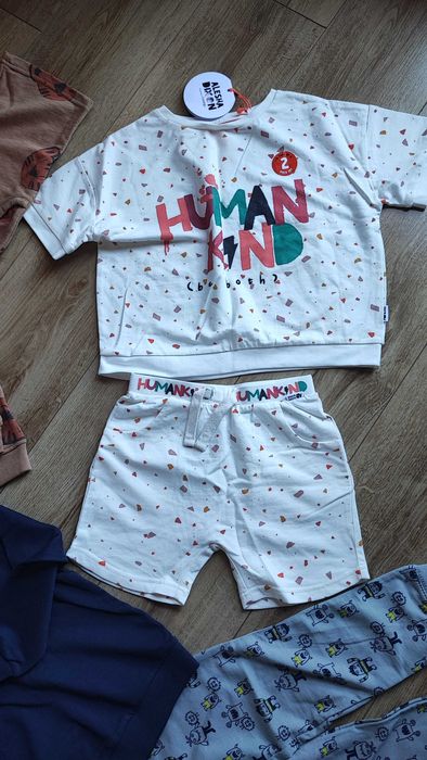 Модни стилни фирмени костюми George Carters