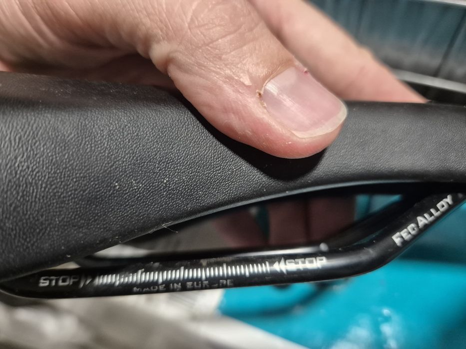 [Sa cursiera sosea] Selle Italia Q-bik flow, neagra, sine Fe-C