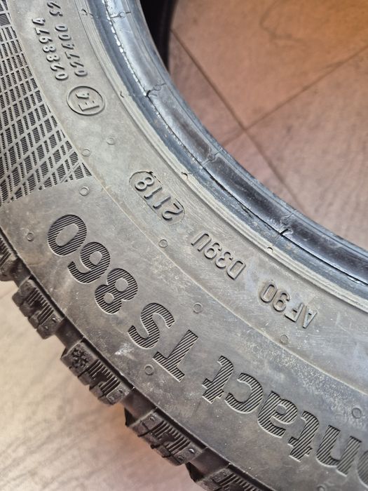 Vând cauciucuri 185/60/15 M+S set complet imp Germania//Continental//