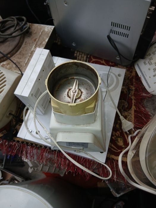 Кофемолка маликий.