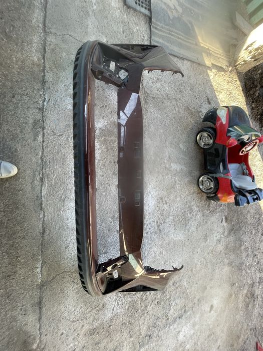 Бампер оригинал