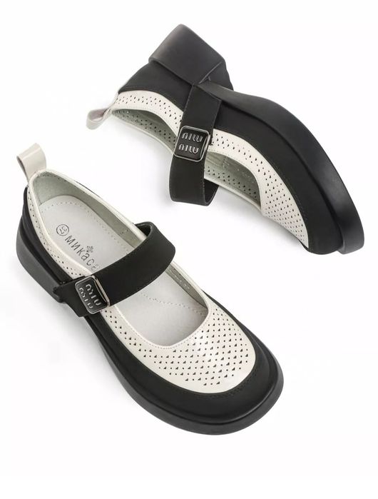 Продаются туфли на девочку фирма Miu Miu