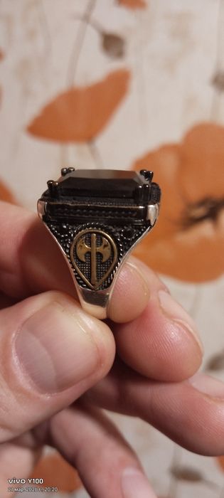 Кольцо (перстень)