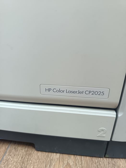 Цветной принтер HP Color laser jet CP2025