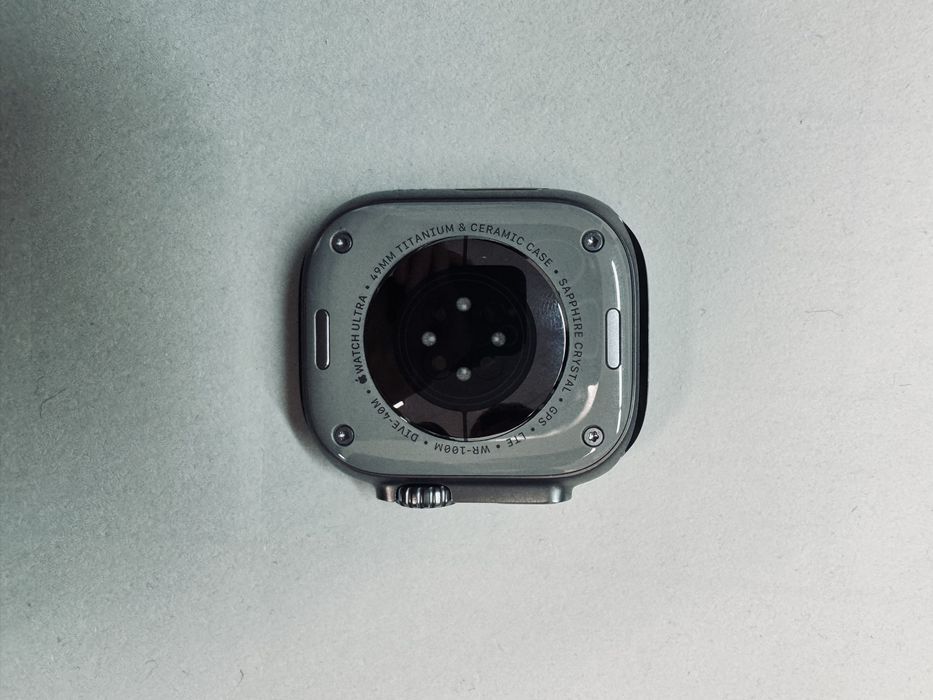Продам apple watch ultra