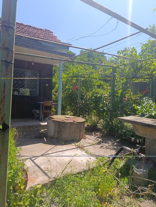 Вила местност Садовете гр.Лом
