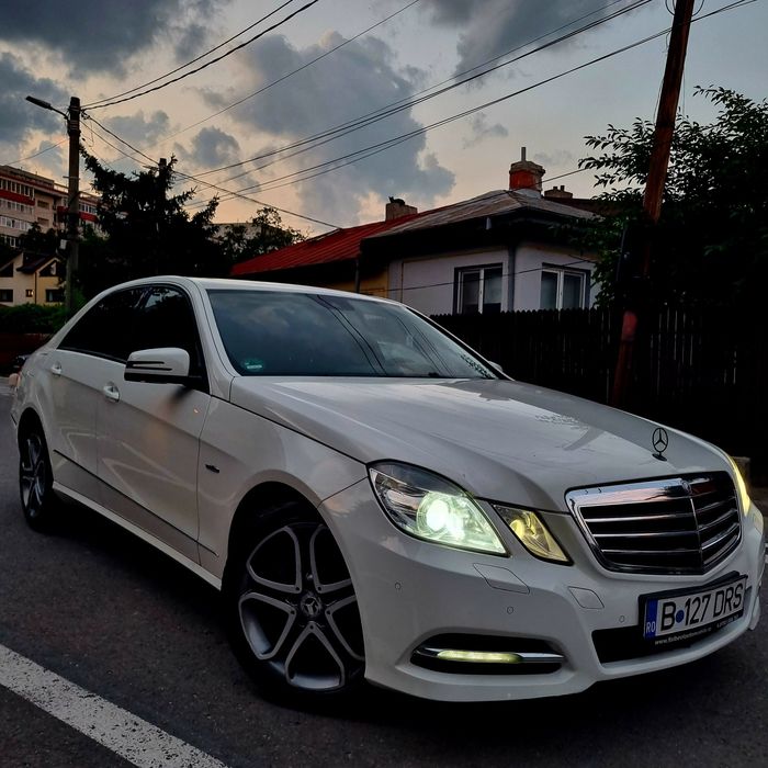 MERCEDES-BENZ E-Class 2011