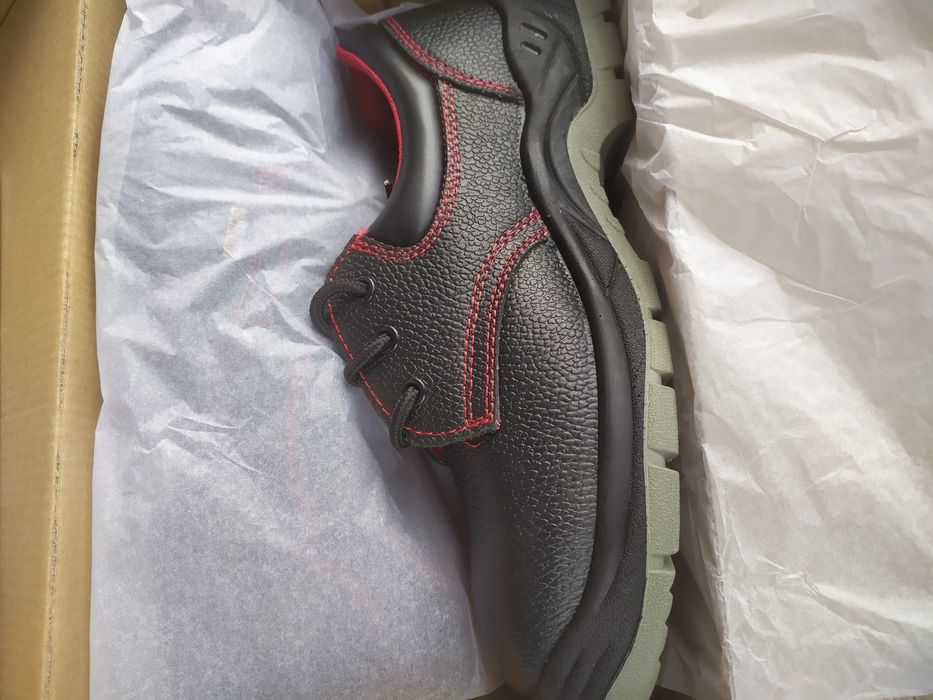 Работни обувки  45 номер